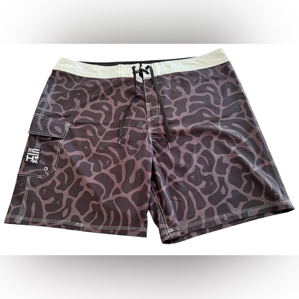 Local Motion Hawaii Board Shorts Size 42 Men’s Y2K Surf Beach 8” Inseam EUC